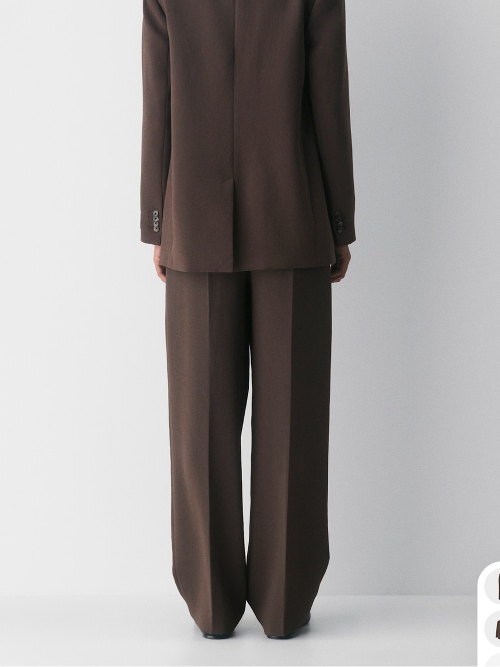 Aritzia Hi Rise Effortless Pants, rich mocha brown - Picture 10 of 16